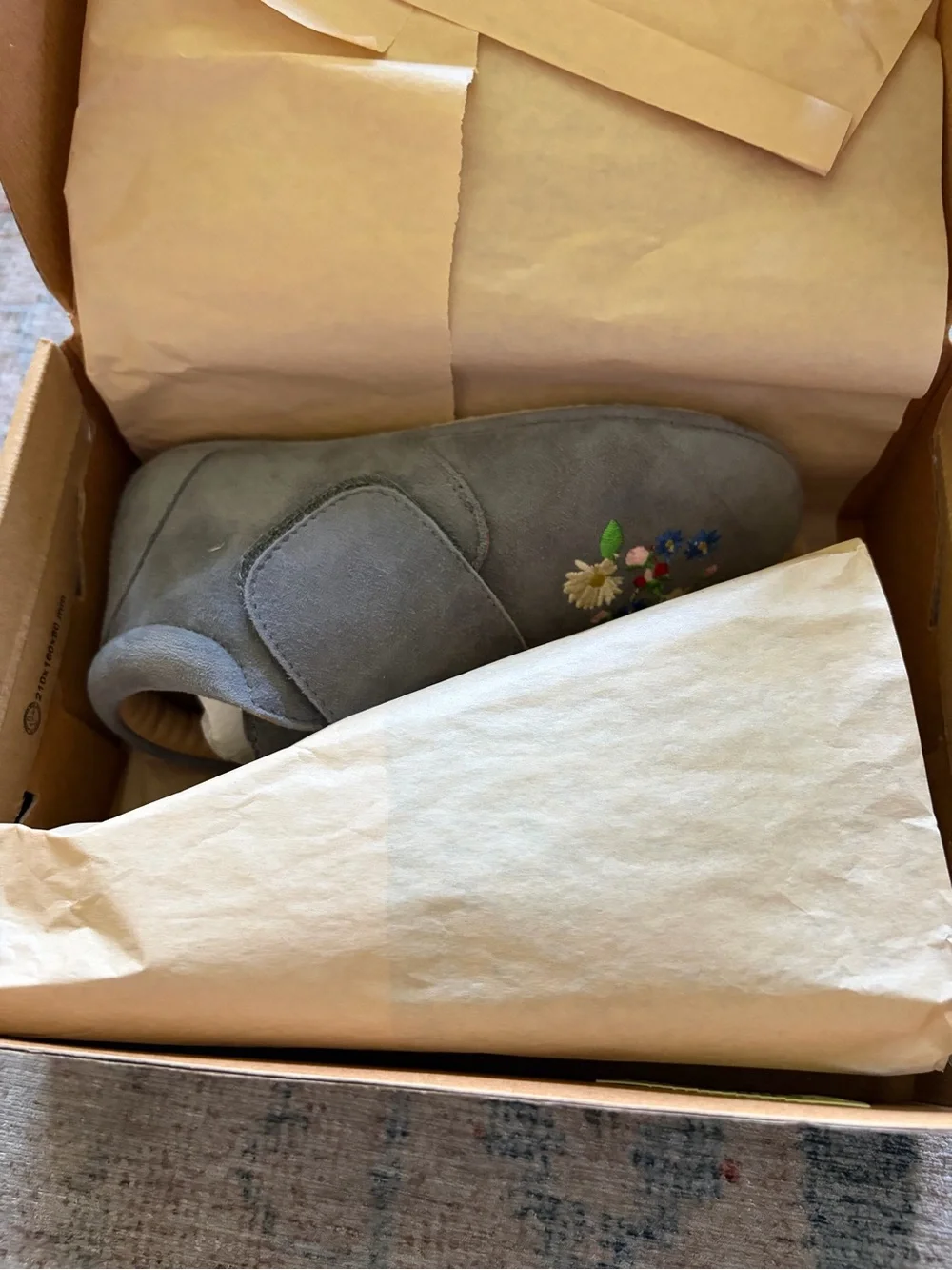 NIB $65 Konges Sløjd Mamour Embroidered Suede Slippers Euro 28, US 10.5